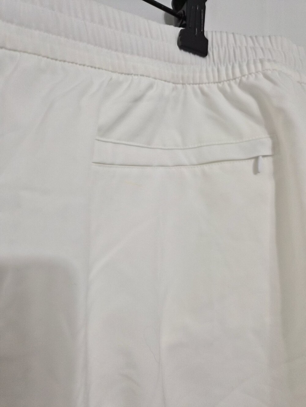 PINK Victorias Secret XXL Optic White Running Shorts - Picture 3 of 12